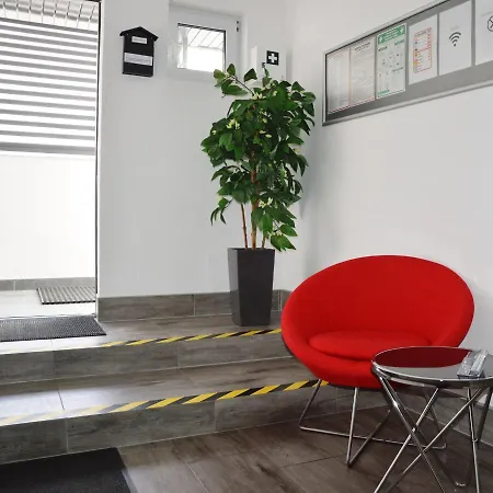 Adabet Hostel Kepno